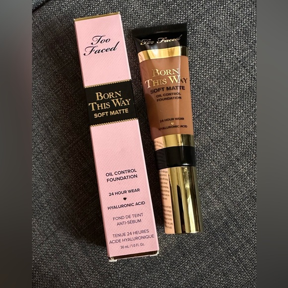 Born This Way Soft Matte Foundation, 1.01 fl oz - Picture 6 of 7